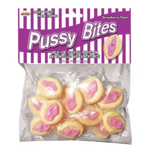 Strawberry-Flavored Cat Treats - Pussy Bites